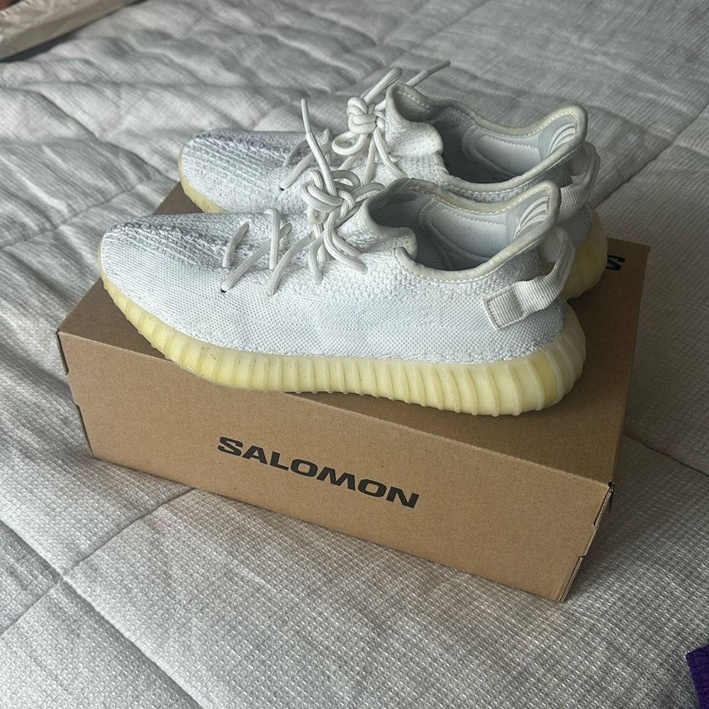 Yeezy 350 v2 Cream/White
